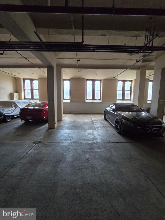 Building Photo - 3849 Terrace St