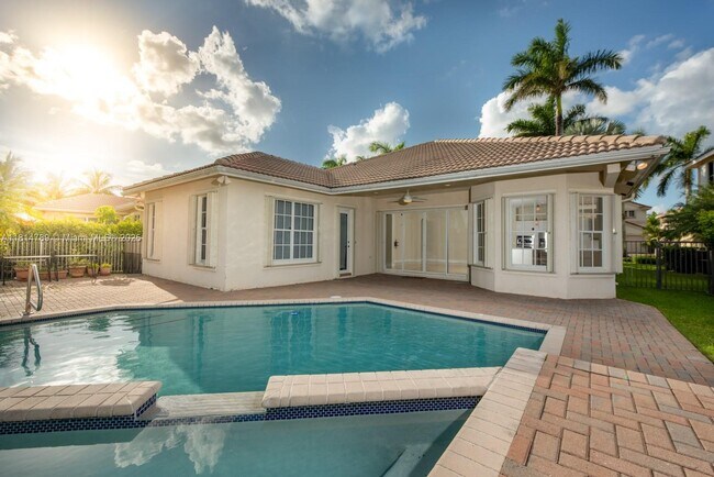 Building Photo - 1737 Harbor View Cir