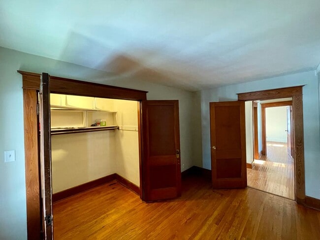 Building Photo - 1501 S Spring St