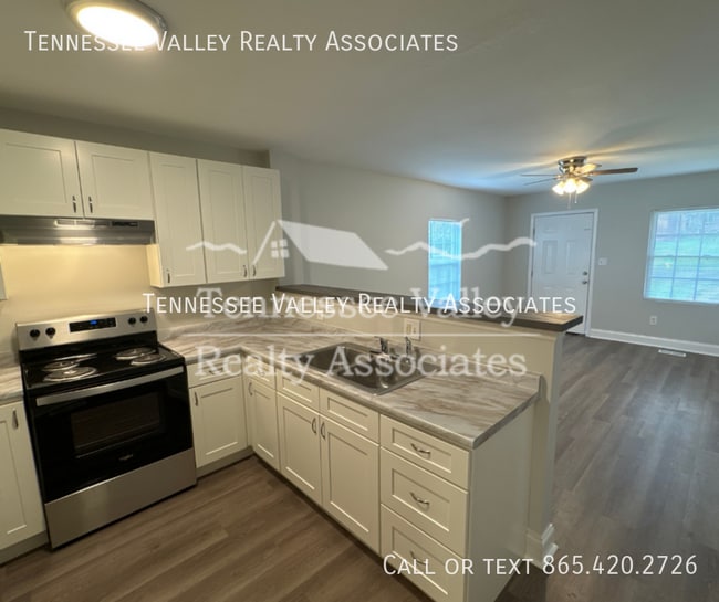 Building Photo - 4200 McCalla Ave E