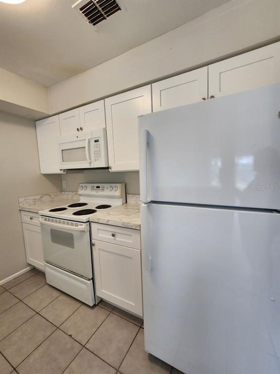 Building Photo - 2760 Gray Fox Ln