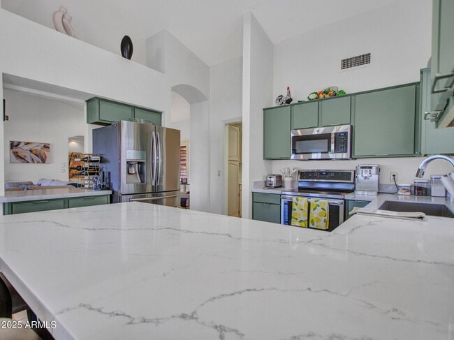 Building Photo - 9343 W Escuda Dr