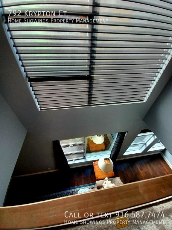 Building Photo - 792 Krypton Ct