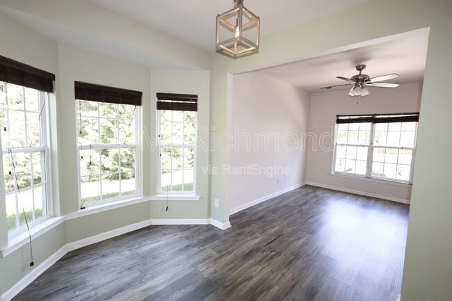 Building Photo - 801 Sweet Tessa Dr