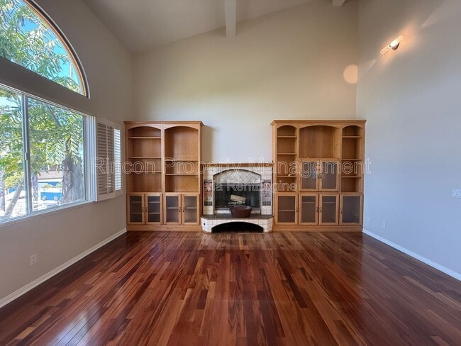 Building Photo - 2462 Pierpont Blvd