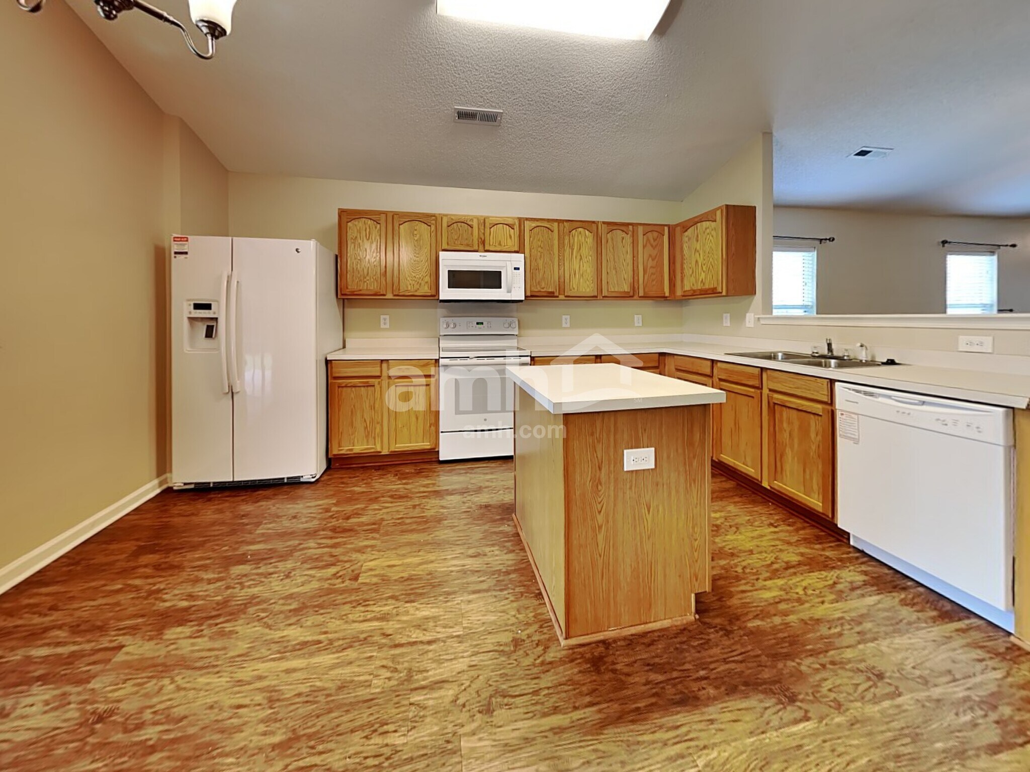 Building Photo - 108 Elbow Cir