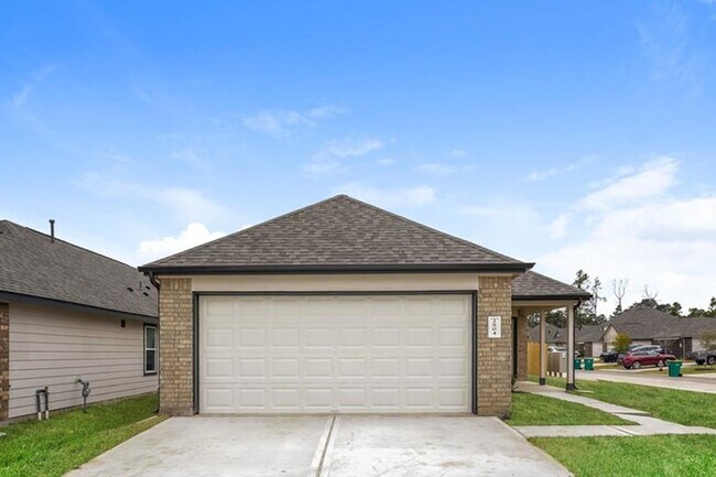 Building Photo - 2804 Briggs Dr