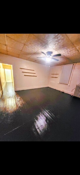 Living Room - 341 Linden Ave