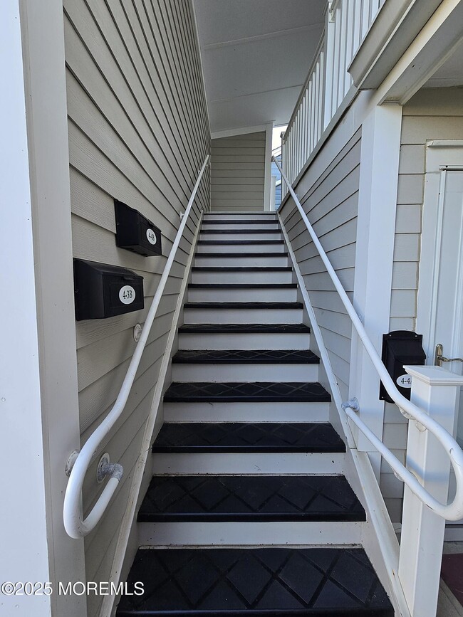 Building Photo - 100 Seaview Ave