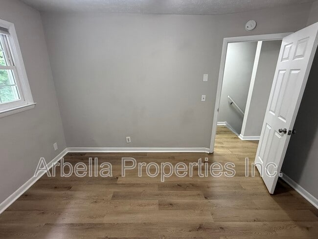 Building Photo - 956 Kendrick Creek Rd