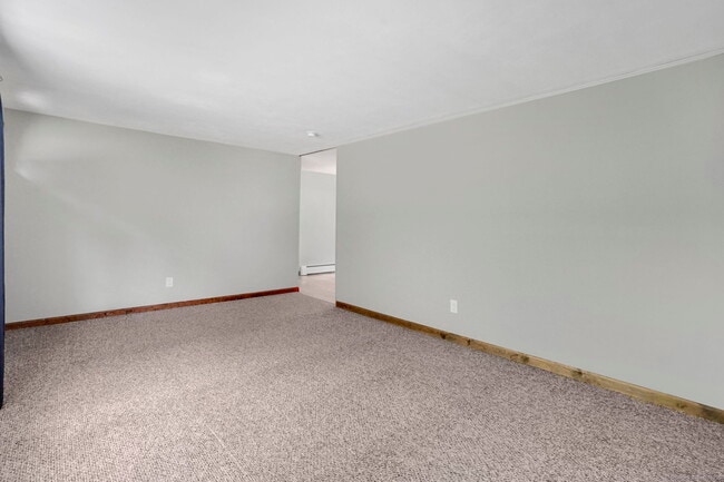Building Photo - 293 Brainard Rd