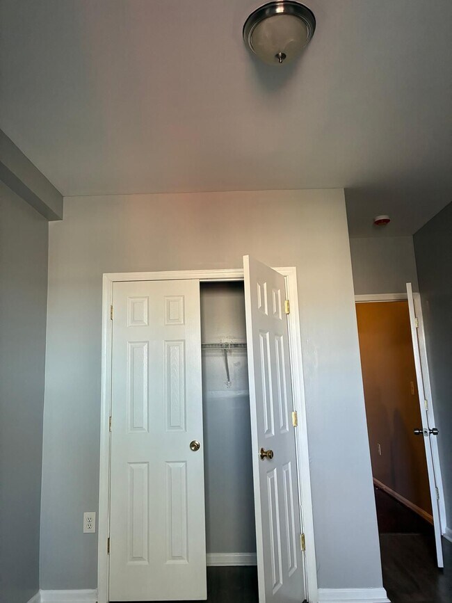 Building Photo - 1719 Pennsylvania Ave