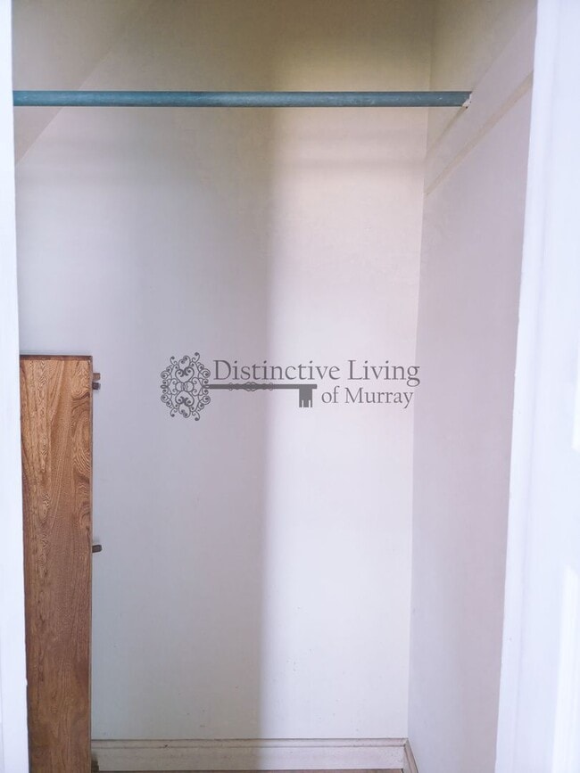 Building Photo - Attention Front Porch Sittin' Lovers- 2 bed 1 bath house in the country in Hazel