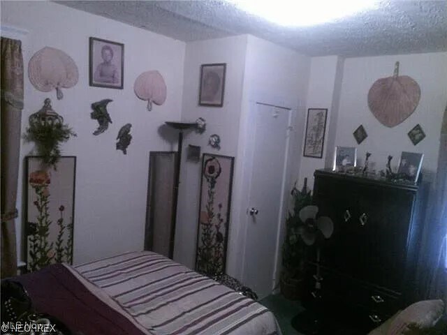 Building Photo - 1316 E 91st St