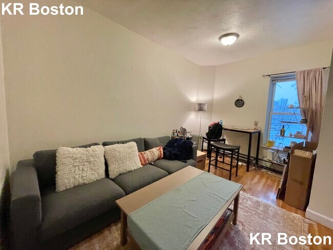 Building Photo - 433 Massachusetts Ave