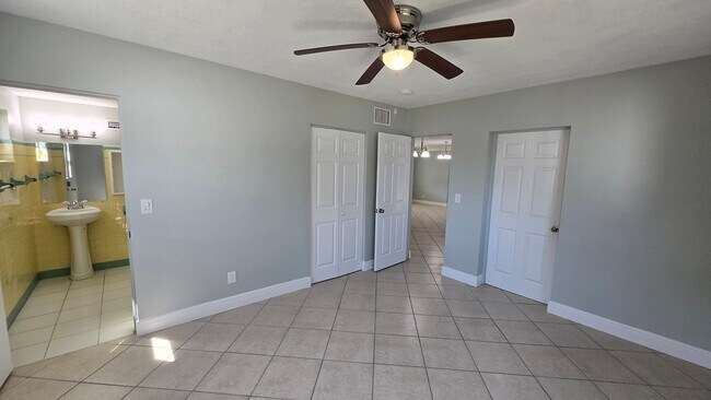 Building Photo - Four Bedroom Pool Home - Second Floor View of Manatee River