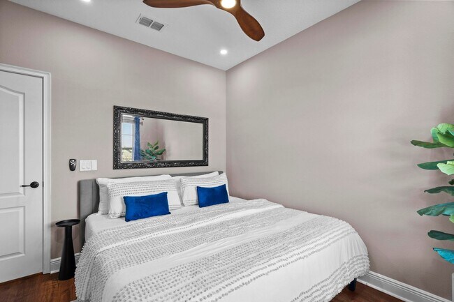 Building Photo - Perfect Home waiting for you!