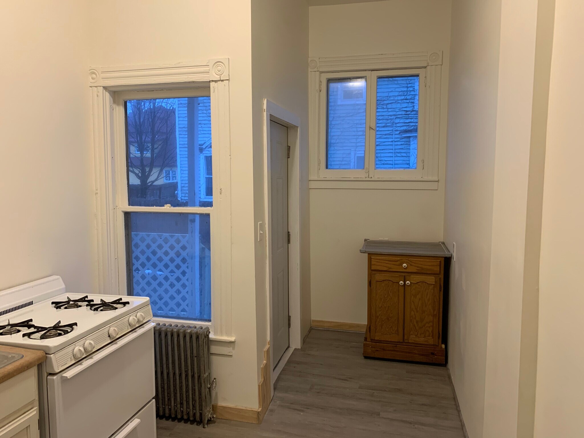 Kitchen - 816 N Sheridan St