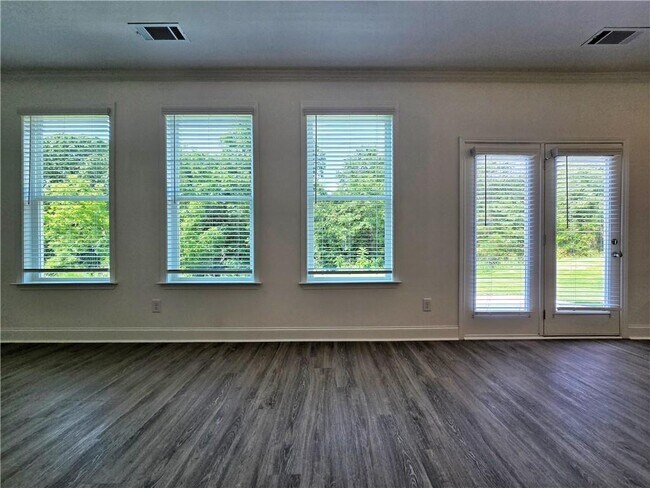 Building Photo - 7372 Rocklin Ln