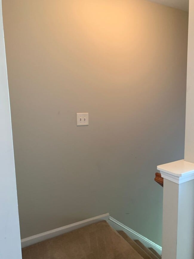 Building Photo - Perfectly Located 2 Bedroom Suite Townhome...