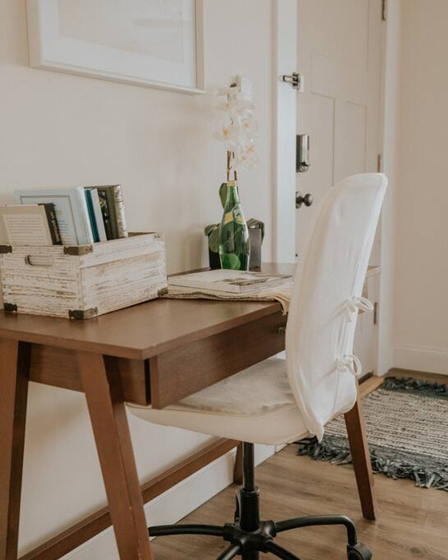 Building Photo - 3 S Surrey Ave