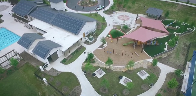 Building Photo - 8745 Ironwood Hill