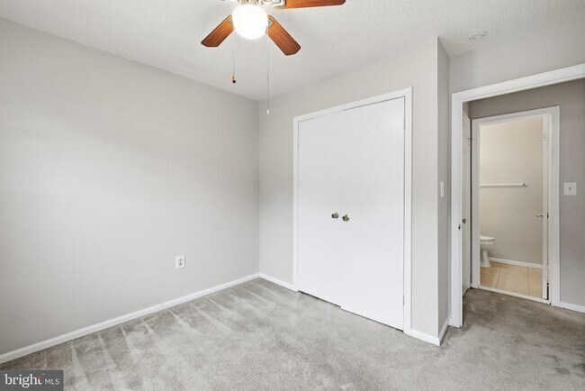 Building Photo - 4000 Sparrow House Ln