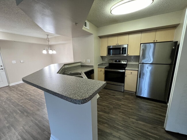 Building Photo - 3817 NW Mediterranean Ln