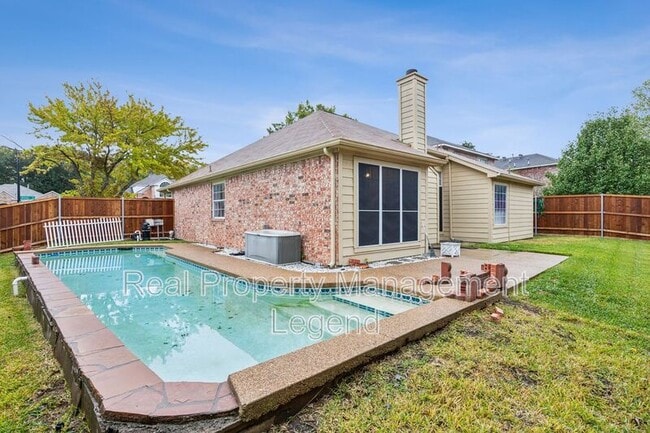 Building Photo - 1105 Dove Dr