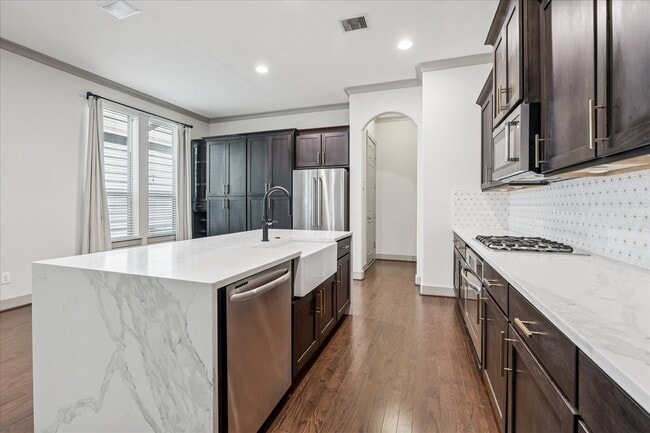 Building Photo - 1224 Nelson Falls Ln