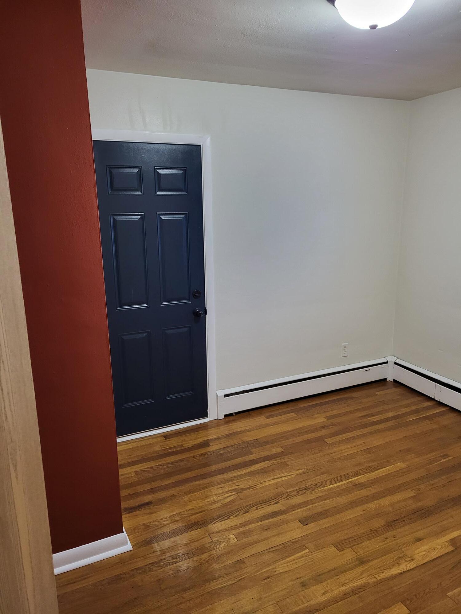 Building Photo - 1301 Jewel Ct