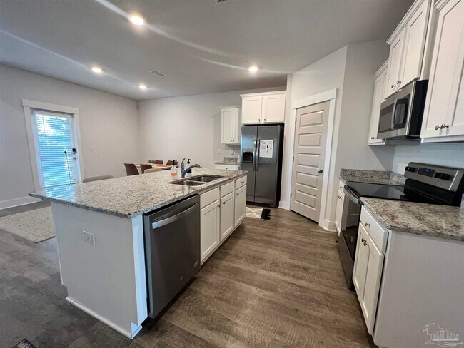 Building Photo - 5788 Conley Ct