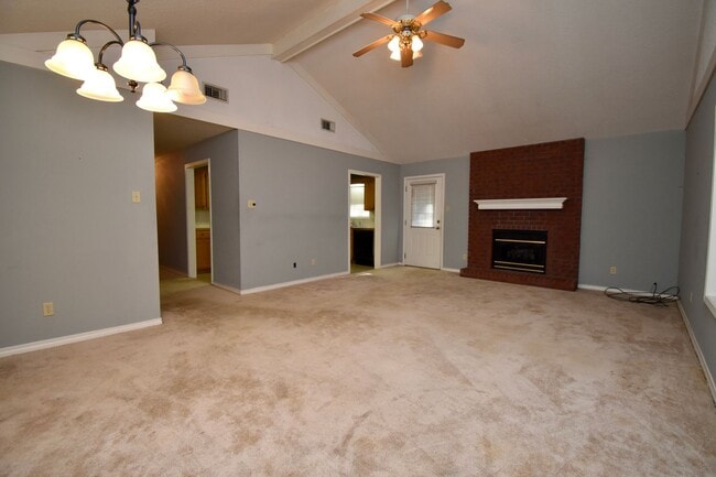 Building Photo - 2 Bedroom Duplex in Ruston