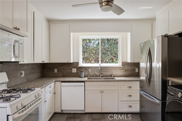 Building Photo - 424 Ave De Jose