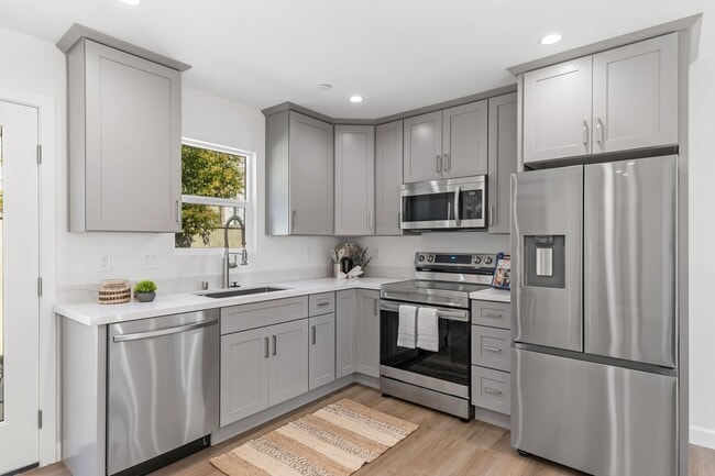 Primary Photo - Brand New 2-Bedroom 1-Bathroom ADU in Glen...