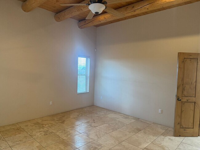 Building Photo - 54 Encantado Loop