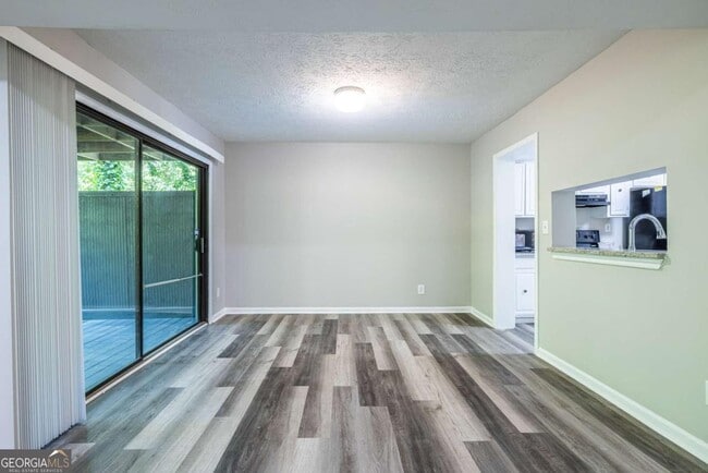 Building Photo - 1010 Mariners Ct