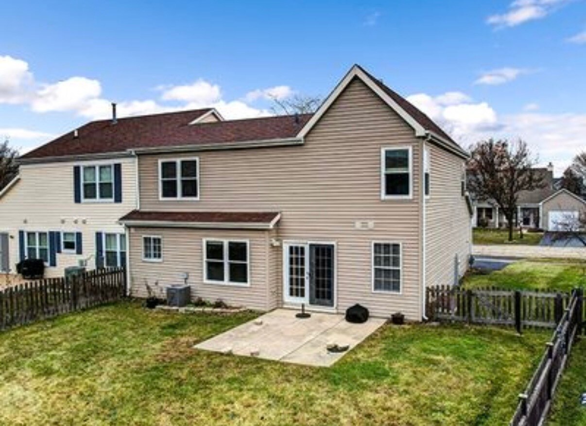 Building Photo - 486 Buckingham Dr