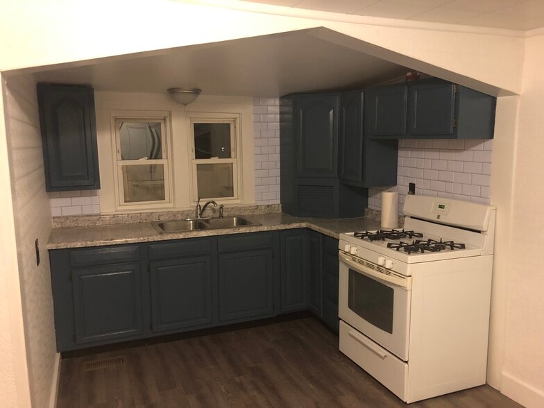 South side of Kitchen - 8 6th St