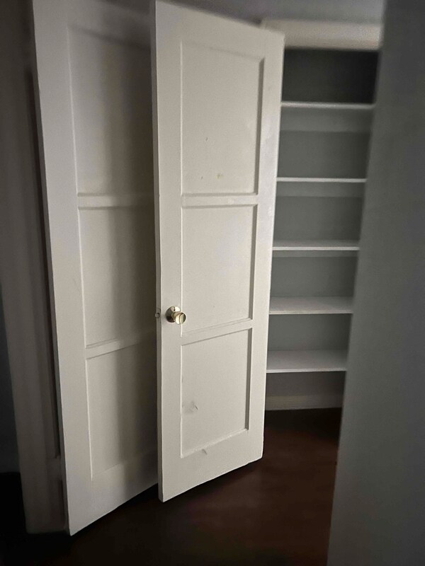 Building Photo - 2125 S Beverly Glen Blvd