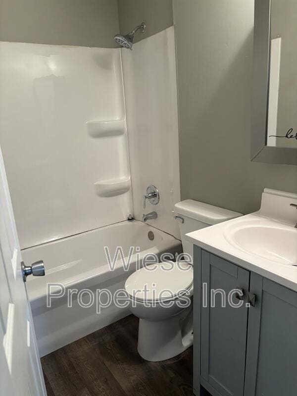 Building Photo - 711 W Governor St