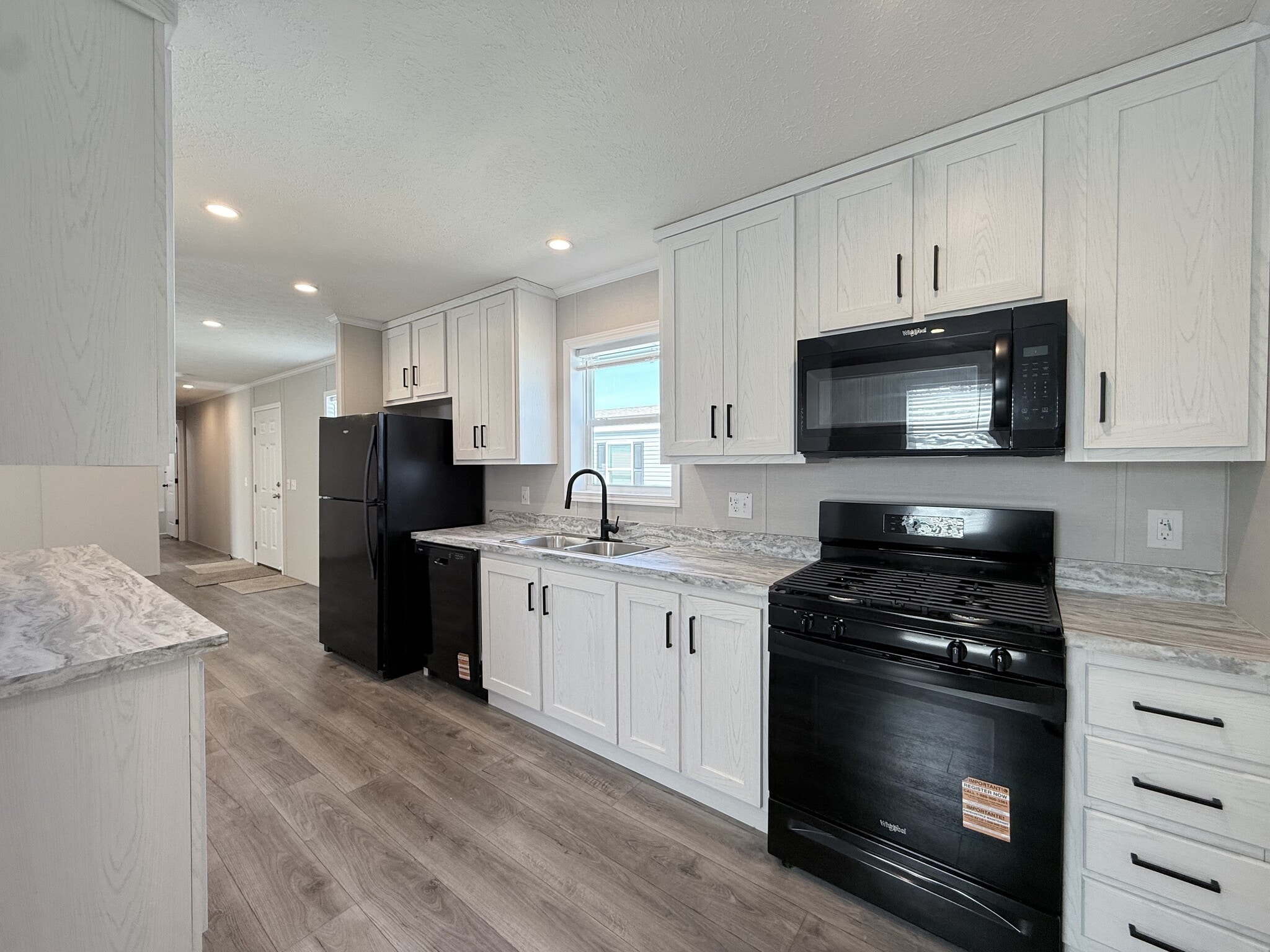 Building Photo - 52780 S Zacharias Ct