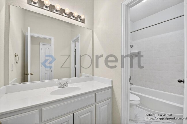 Building Photo - 4633 San Marcos Way