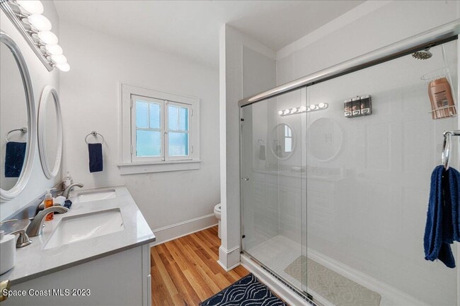 Building Photo - 973 N Harbor City Blvd