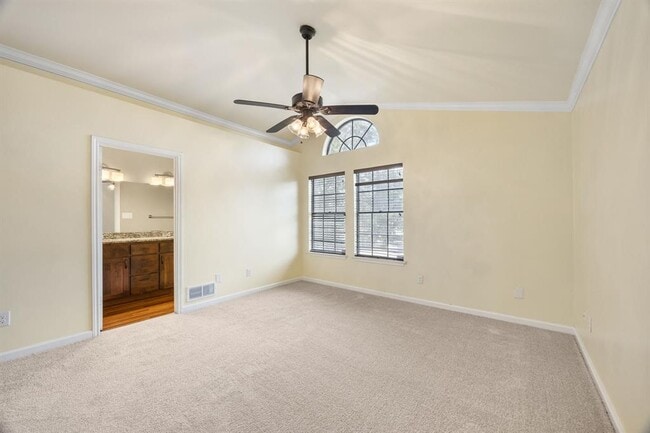 Building Photo - 12800 Meehan Dr