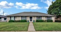 Building Photo - 9305 Wiscassett Dr