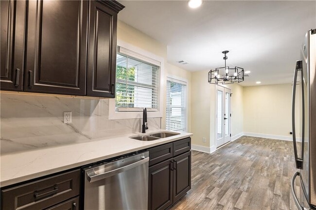 Building Photo - 42 Arnold Rd