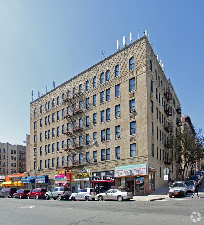 Building Photo - 2851 Webster Avenue @ 199th Street