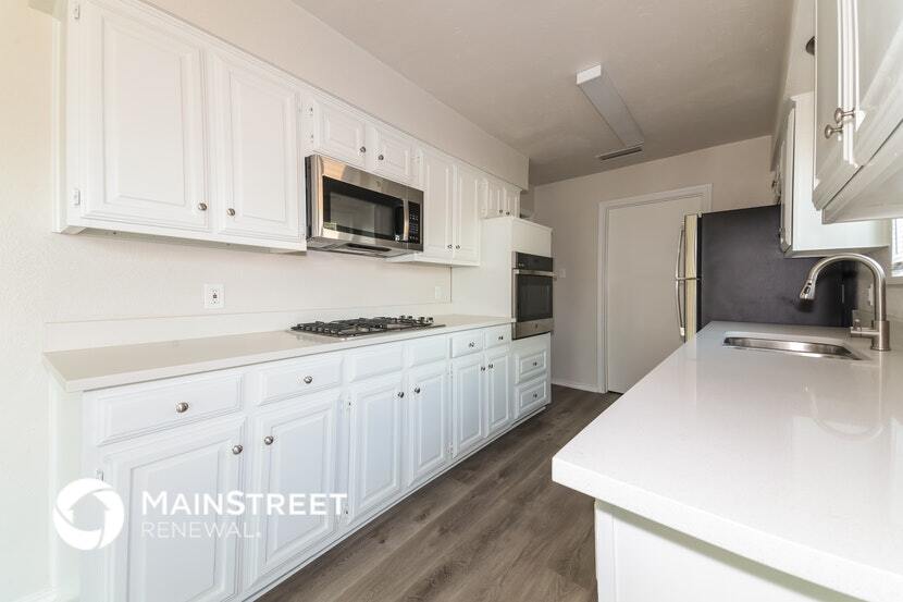 Building Photo - 608 San Carlos Dr