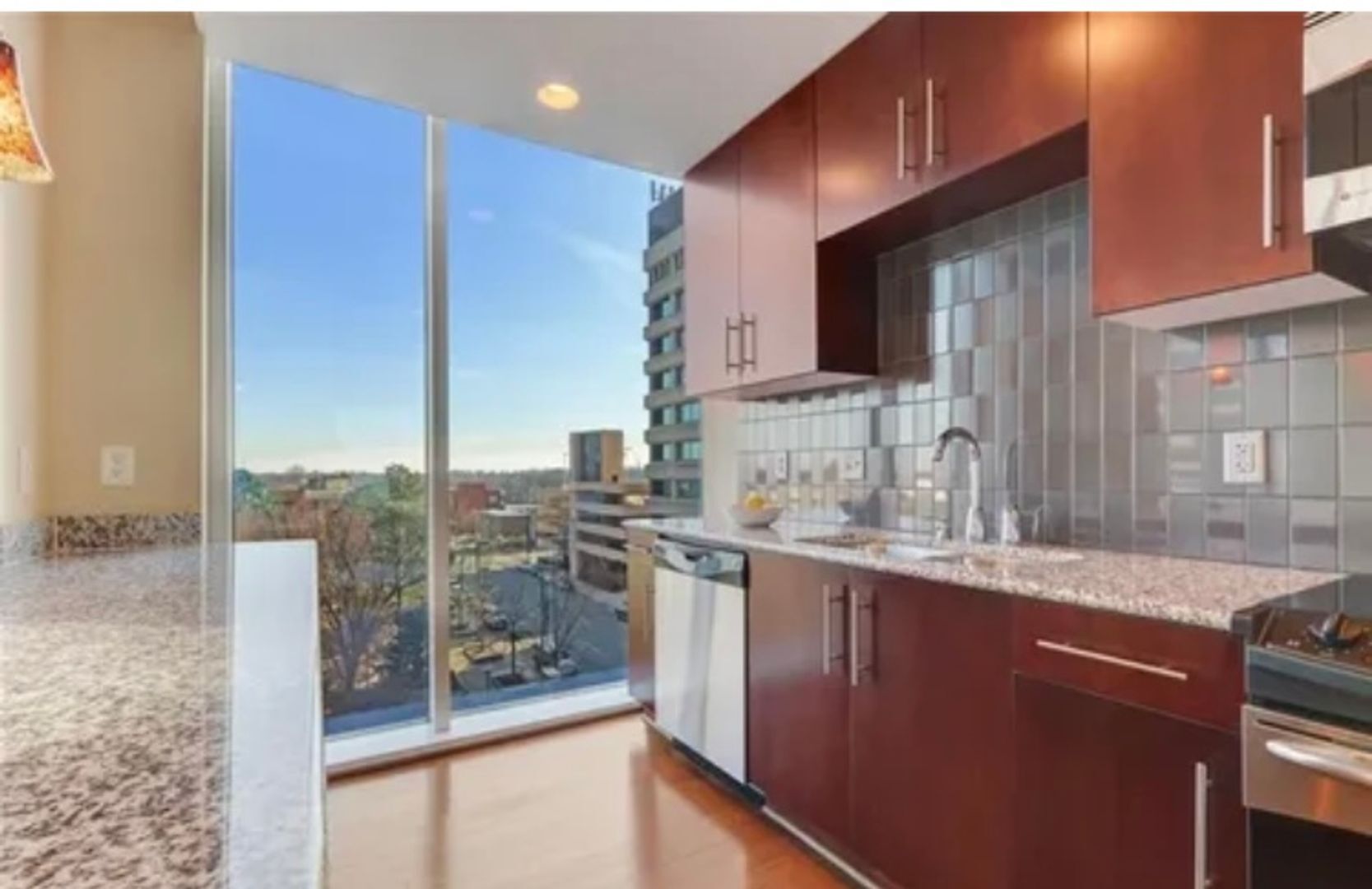 Building Photo - 201 N Elm St